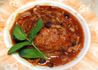 しめじの煮込みハンバーグ