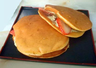 抹茶苺どら焼き