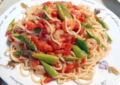 シーフードのトマトクリームパスタ