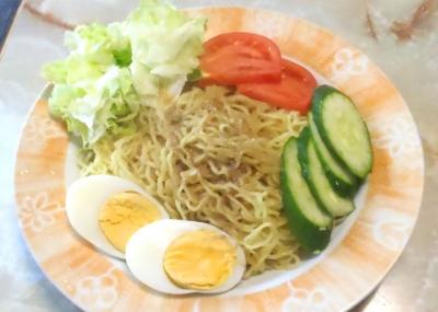 ゴマダレのラーメンサラダ