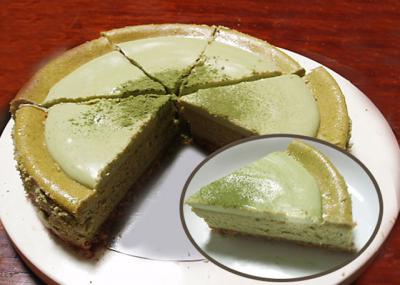 抹茶の二段チーズケーキ
