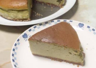 抹茶のスフレチーズケーキ