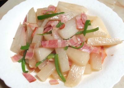 大根とベーコン炒め