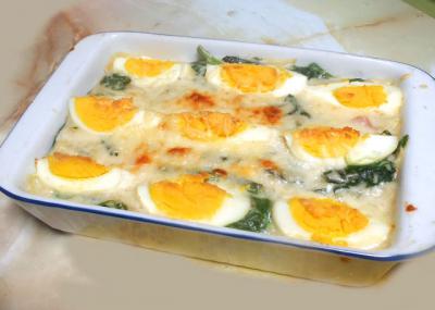 ほうれん草と卵のグラタン