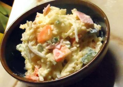 マカロニ入りポテトサラダ