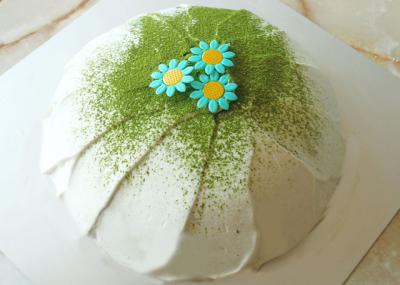 抹茶のドームケーキ