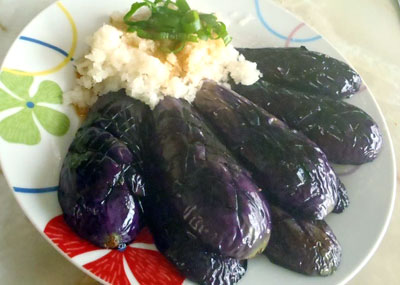 揚げナスのおろし添え