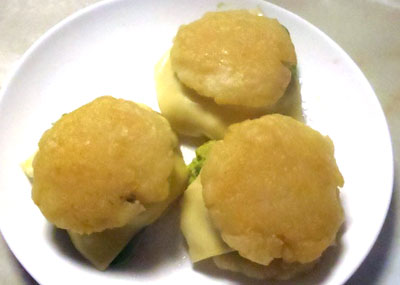 アボカドのポテトバーガー