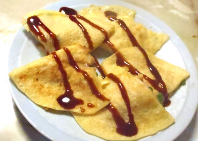 チーズ入りお好み焼き