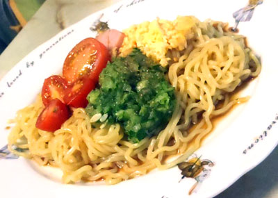 ゴマ風味の冷やし中華