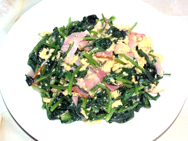 ホウレン草の卵炒め