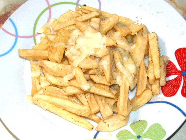 チーズ乗せポテトフライ