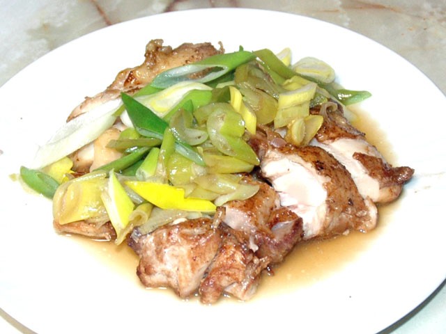 揚げ鶏のネギソース