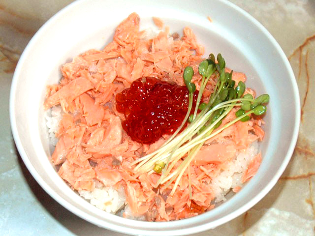 鮭と筋子の親子丼