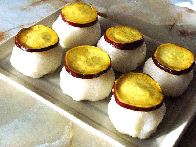 薩摩芋のつぶつぶ餅