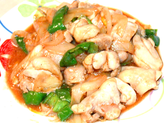 鶏モモと玉ねぎのケチャップ炒め