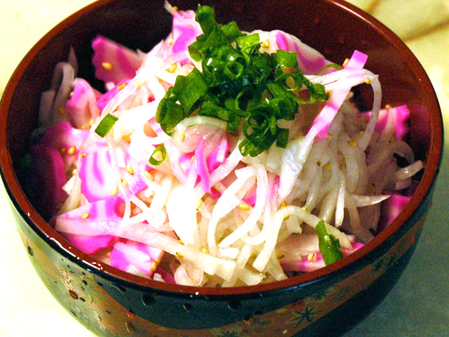 大根とナルトのかんたん酢和え