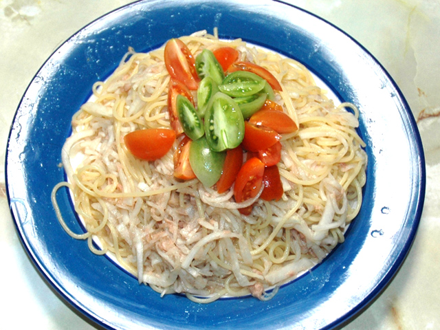 和風で！大根とツナとミニトマトの冷製パスタ！