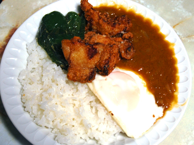 野菜たっぷりのカレーで！ザンギカレー！