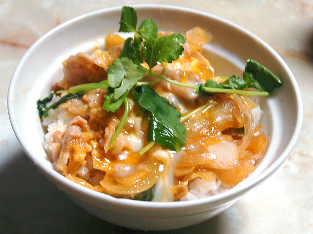 豚肉の卵とじ丼！肉を変えてちょっとリッチに♪