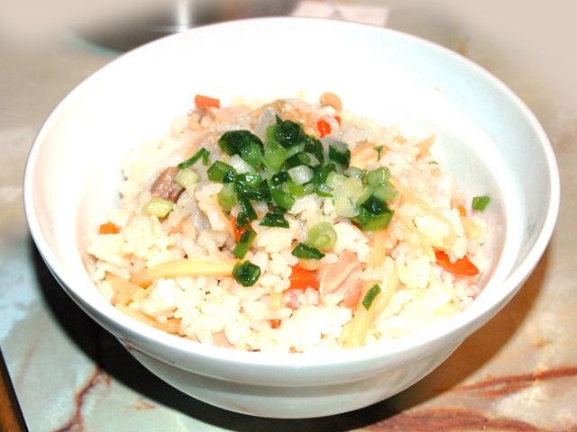 春の香りがする？タケノコの細切りで作る混ぜご飯♪