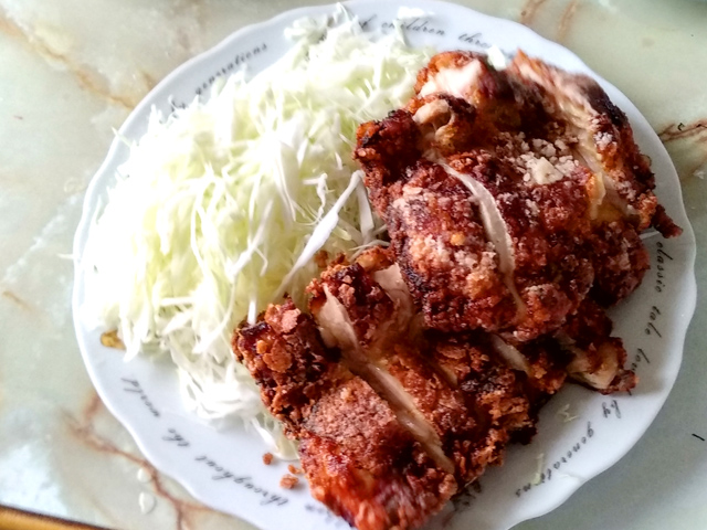 山賊焼き風！にんにくがガツンと効いた鶏モモ唐揚げ♪