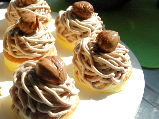 栗の渋皮煮で！栗のミニモンブランケーキ♪