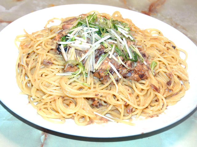 2種の鯖缶で作る！鯖とマヨネーズの和風パスタ♪
