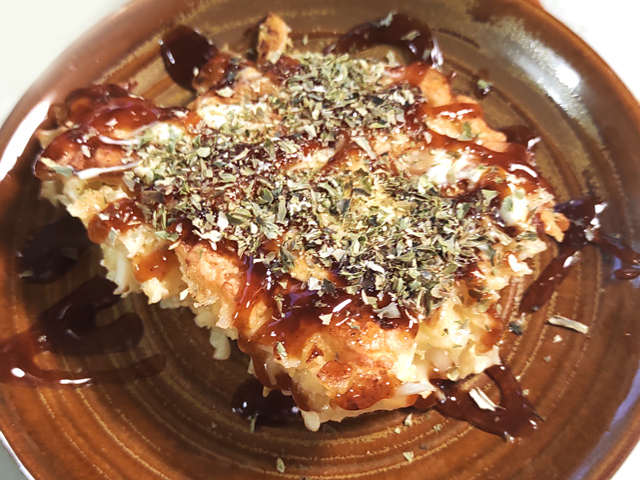 一気に焼く！ホットプレートでお好み焼きパーティー♪