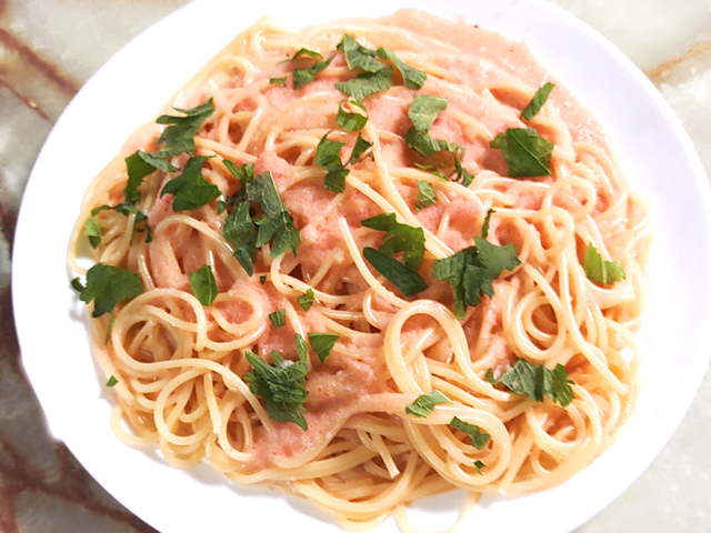 麺だけゆでれば5分でOK！明太子のクリームパスタ♪