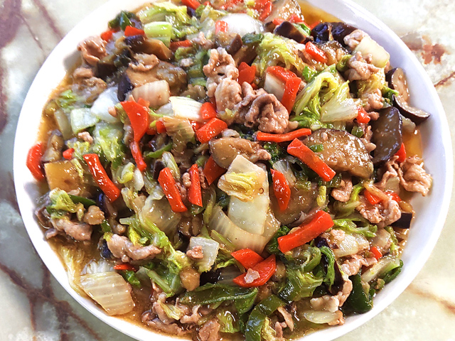 豚こまと余りもの野菜で！肉野菜のオイマヨあんかけ♪