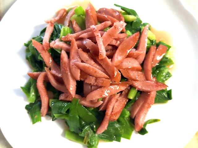 レンジで時短！にらとソーセージの和風サラダ♪