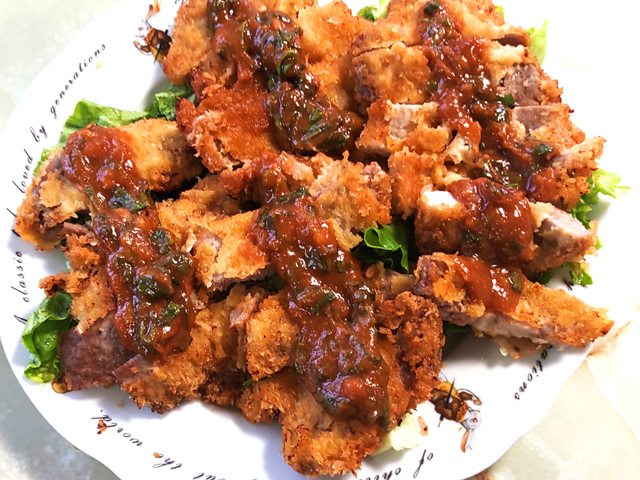 トンカツアレンジ！ネギと味噌で作る濃厚旨ダレ♪