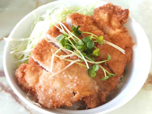 カツ丼アレンジ！塩だれのキャベツたっぷりカツ丼♪