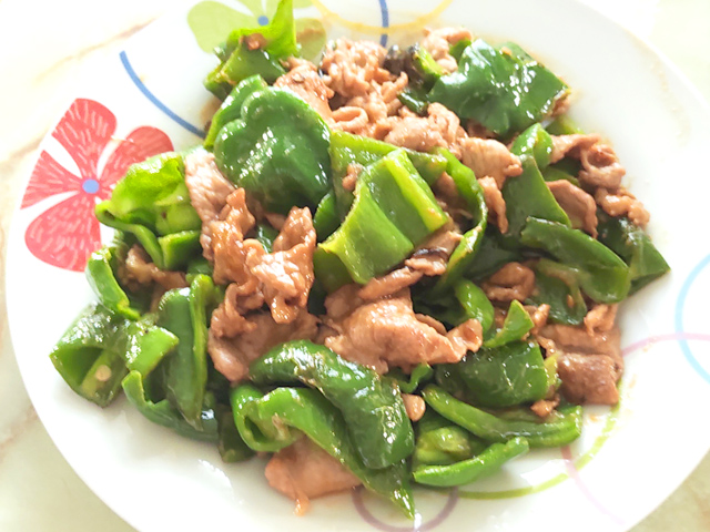 大量消費にも！ピーマンと豚こまの甘味噌炒め♪