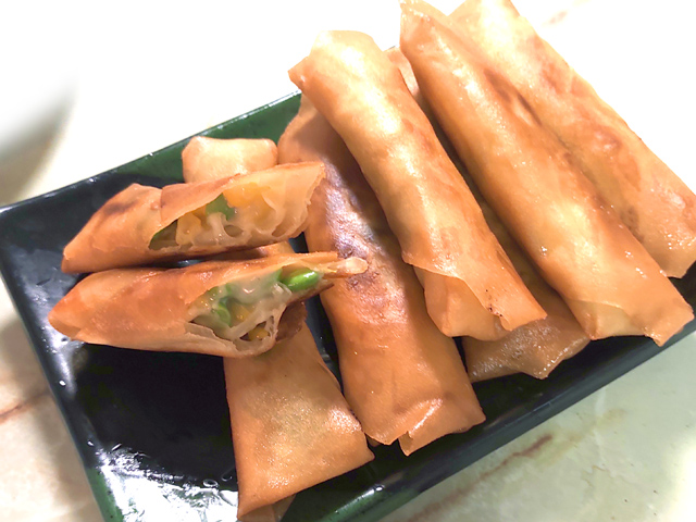 おつまみにも！枝豆とコーンチーズのパリパリ春巻き