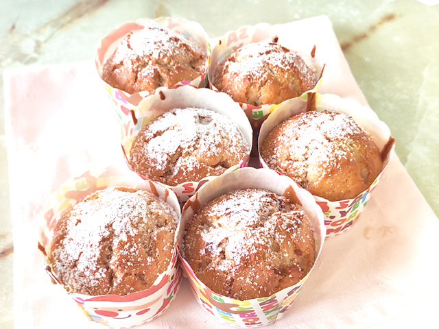 クリスマスにも！シュトーレン風オイルカップケーキ