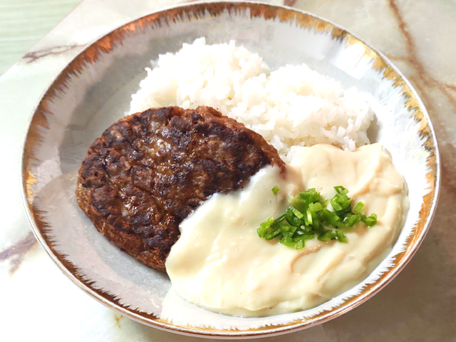 冷凍で！ハンバーグのクリームソース添えセット♪