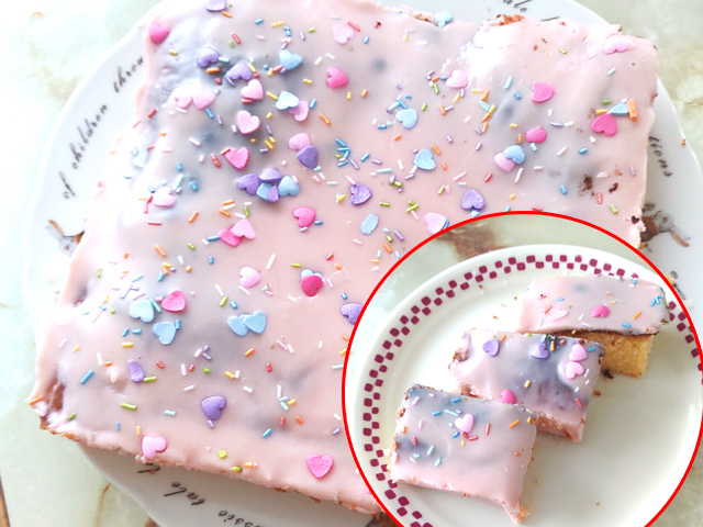 バレンタインに！ラズベリーチョコ乗せバターケーキ♪