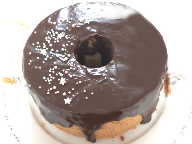 バレンタインに！たっぷりチョコがけシフォン♪