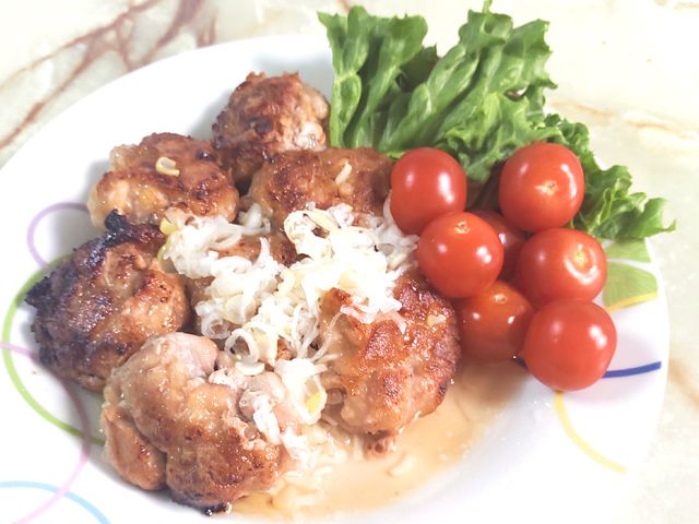 豚こまの団子風ねぎのさっぱりソースがけ♪