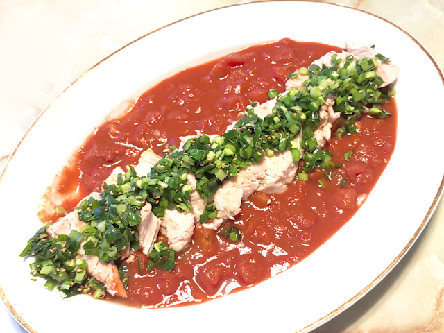 レンジで簡単！鶏むね肉のニラソースがけ♪