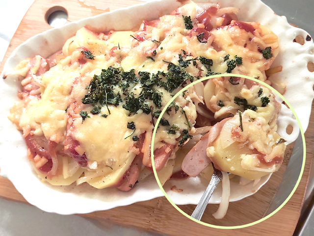 おつまみにも！ソーセージのケチャチーズがけ♪