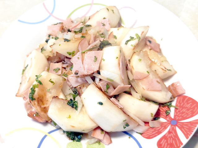 時短で!焼きカブとハムの簡単ホットサラダ♪