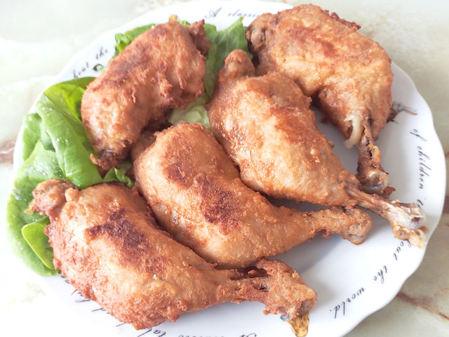 チキンレッグで簡単！から揚げ粉でフライドチキン♪