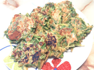 大量消費にも！水菜とツナの韓国チヂミ風♪