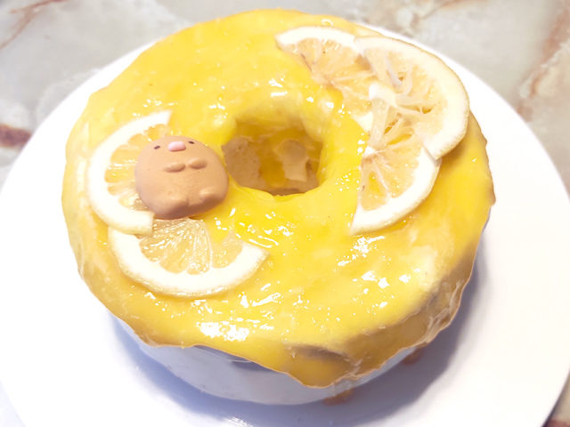 むっちり食感！エンゼルシフォンのレモンカードがけ♪