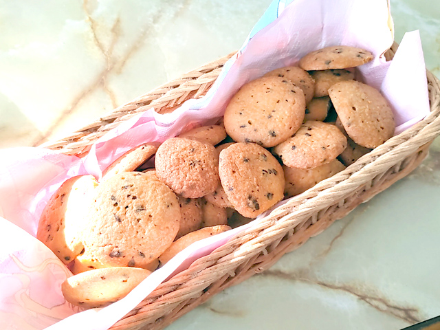 コーヒーとリキュールで！サックサクのミニクッキー♪