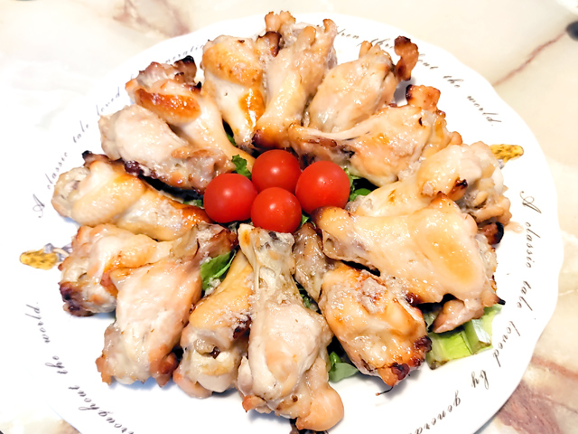 オーブンで焼く！手羽元のこんがり照り焼き風♪