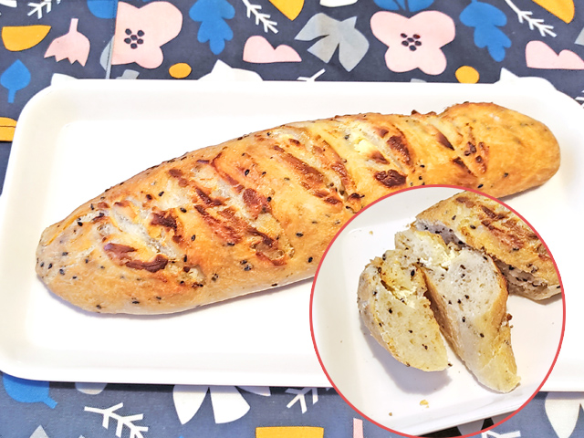 ベイクオフアレンジ！ごまとクリチのバゲット♪